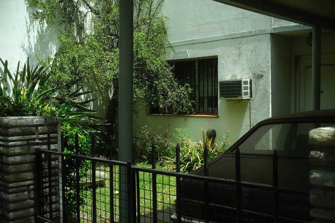 A0035256 42ED 4AFA 86FC 996524826D7A 1 105 C